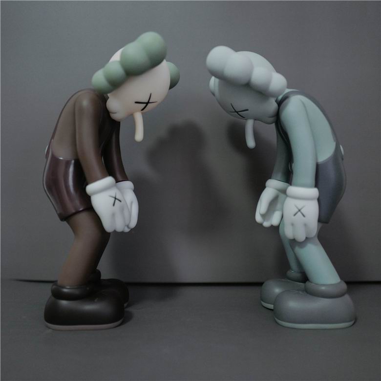 Kaws 30cm m  (9)