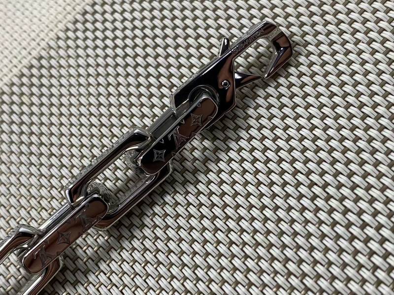 LV Bracelet 03yxs152 (3)