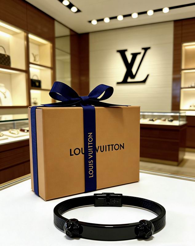 LV Bracelet 03yxs155 (2)