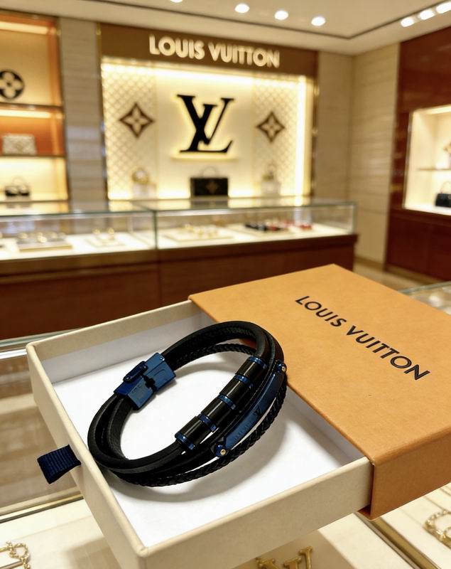 LV Bracelet 03yxs157 (2)