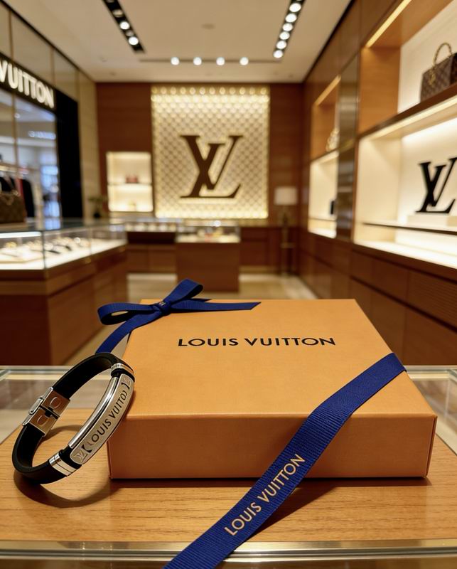 LV Bracelet 03yxs160 (7)