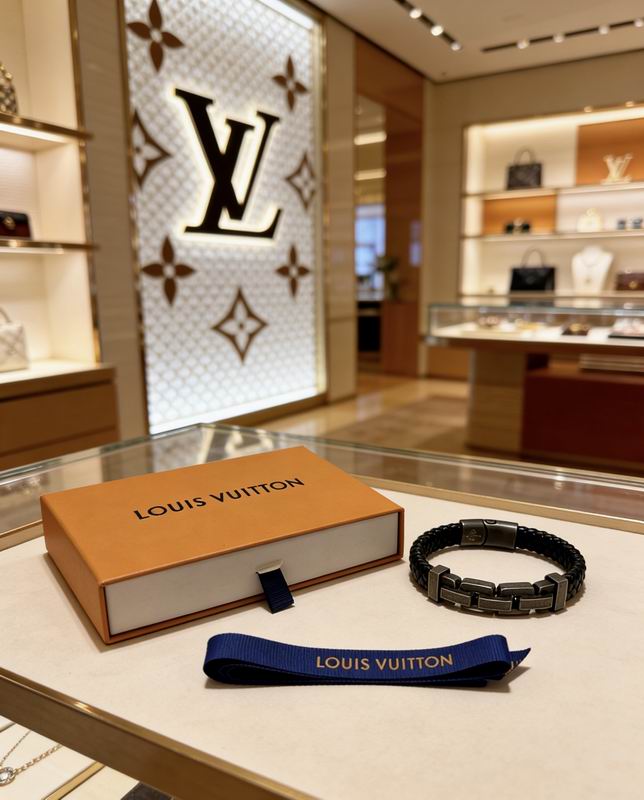 LV Bracelet 03yxs161 (6)