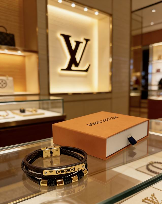 LV Bracelet 03yxs165 (4)