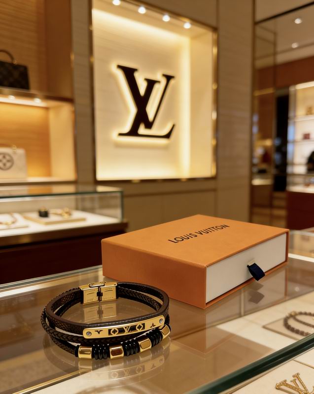 LV Bracelet 03yxs165 (5)