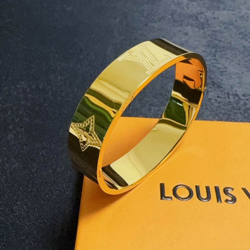 LV Bracelet 03yxs171 (6)