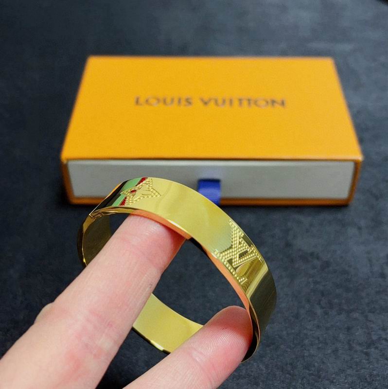 LV Bracelet 03yxs171 (8)