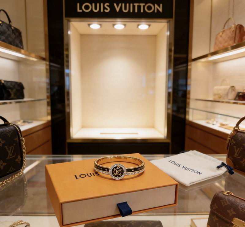 LV Bracelet 03yxs184 (9)