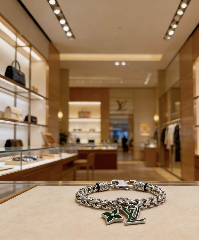 LV Bracelet 03yxs186 (7)