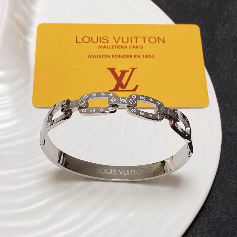 LV Bracelet 03yxs188 (3)