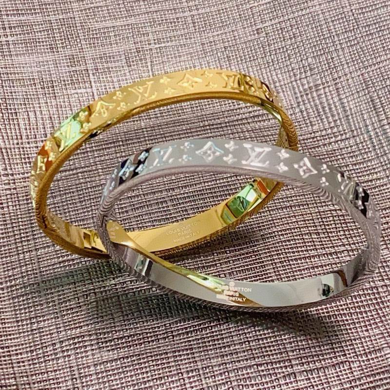 LV Bracelet 03yxs190 (7)