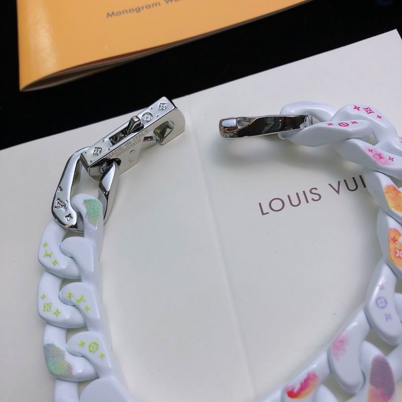 LV Bracelet 03yxs191 (3)