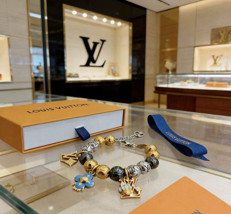 LV Bracelet 03yxs196 (8)