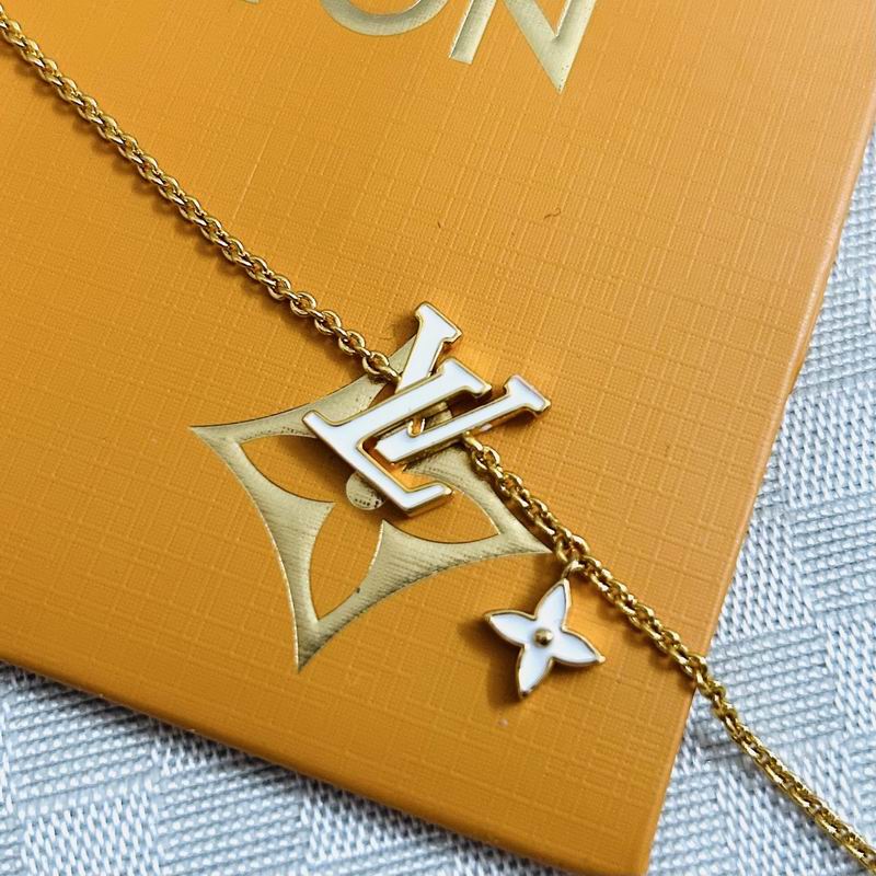 LV Bracelet 03yxs197 (5)