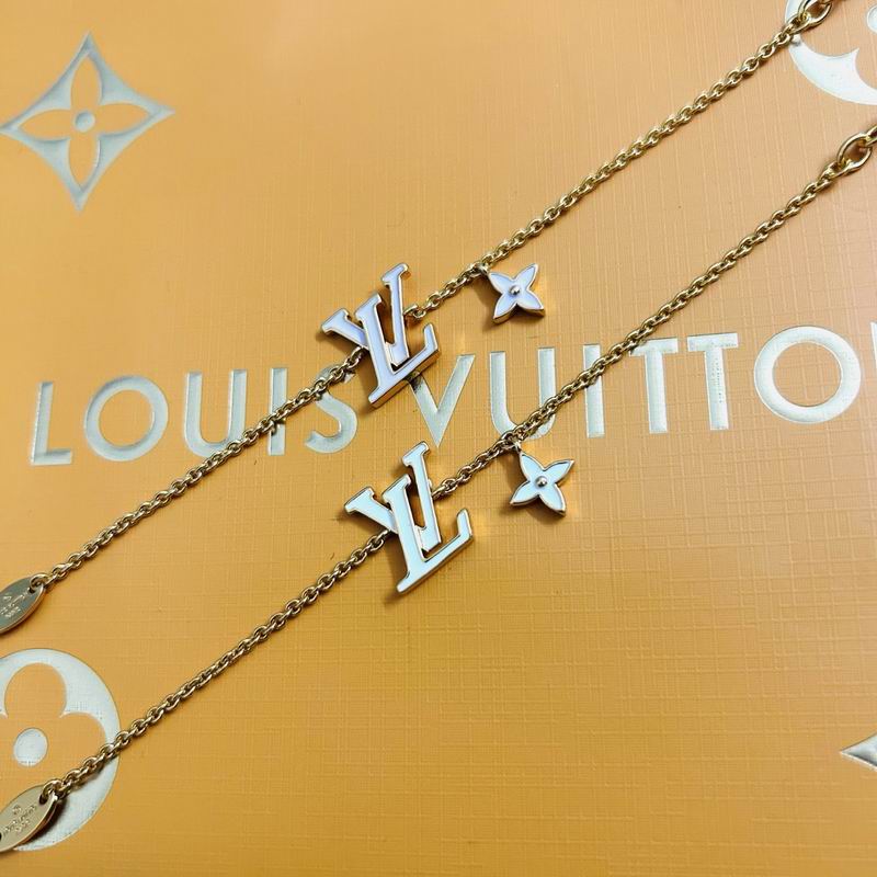 LV Bracelet 03yxs197 (6)