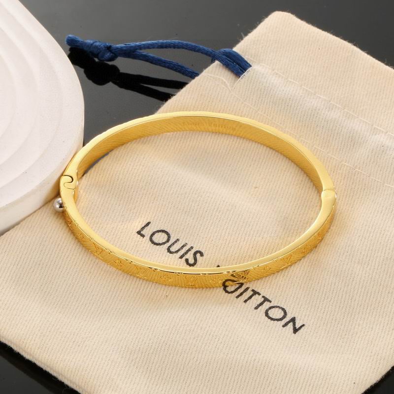 LV Bracelet 03yxs202 (2)