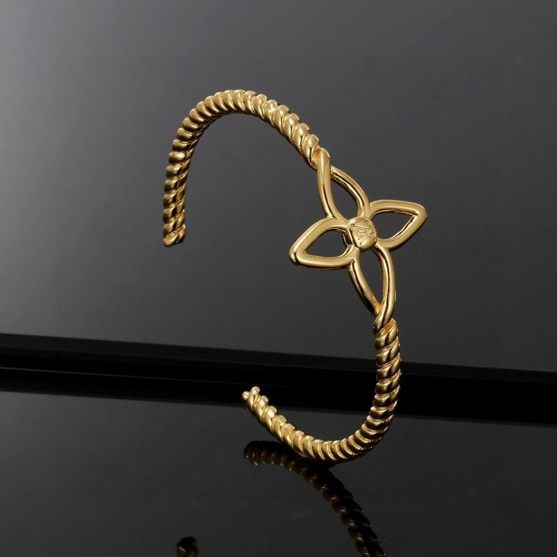 LV Bracelet 03yxs206 (2)