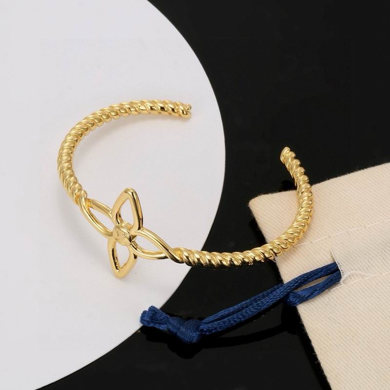 LV Bracelet 03yxs206 (3)