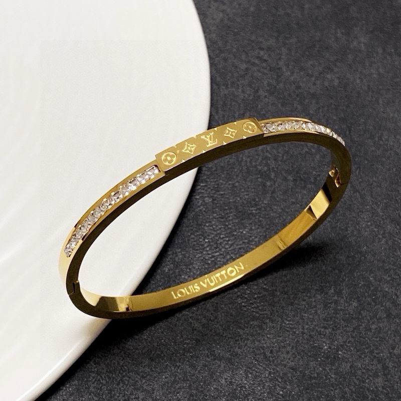 LV Bracelet 03yxs214 (6)