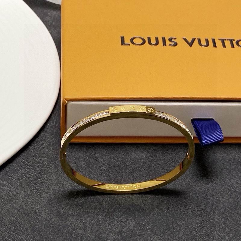 LV Bracelet 03yxs214 (7)