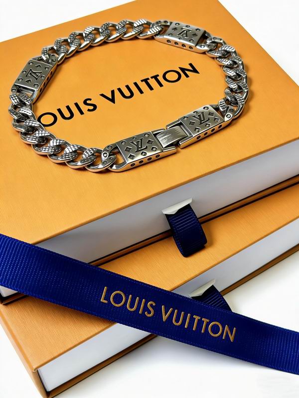 LV Bracelet 03yxs216 (1)