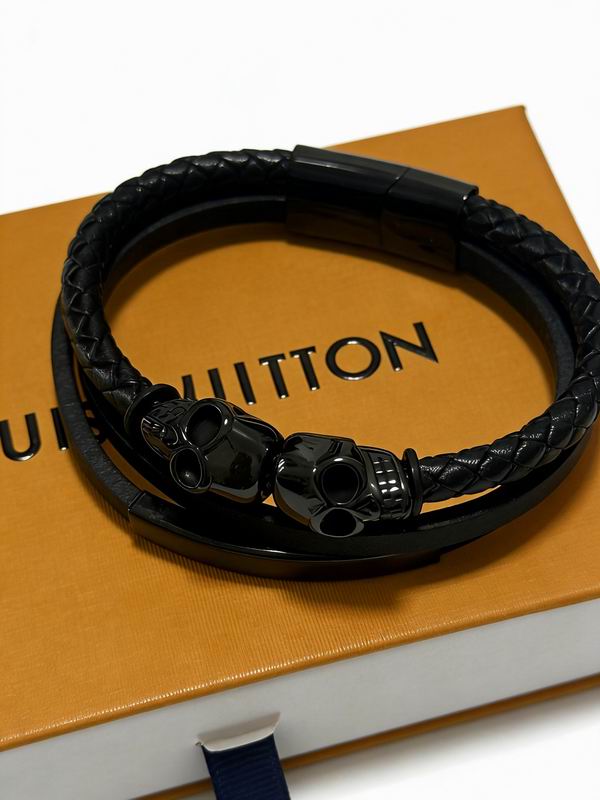 LV Bracelet 03yxs222 (2)