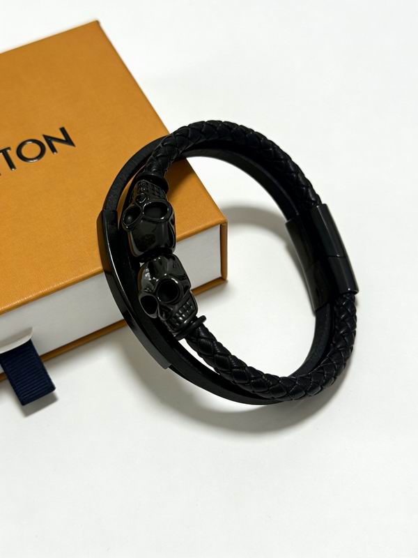 LV Bracelet 03yxs222 (4)