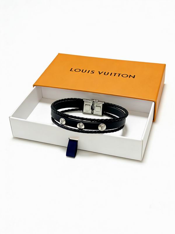 LV Bracelet 03yxs224 (5)