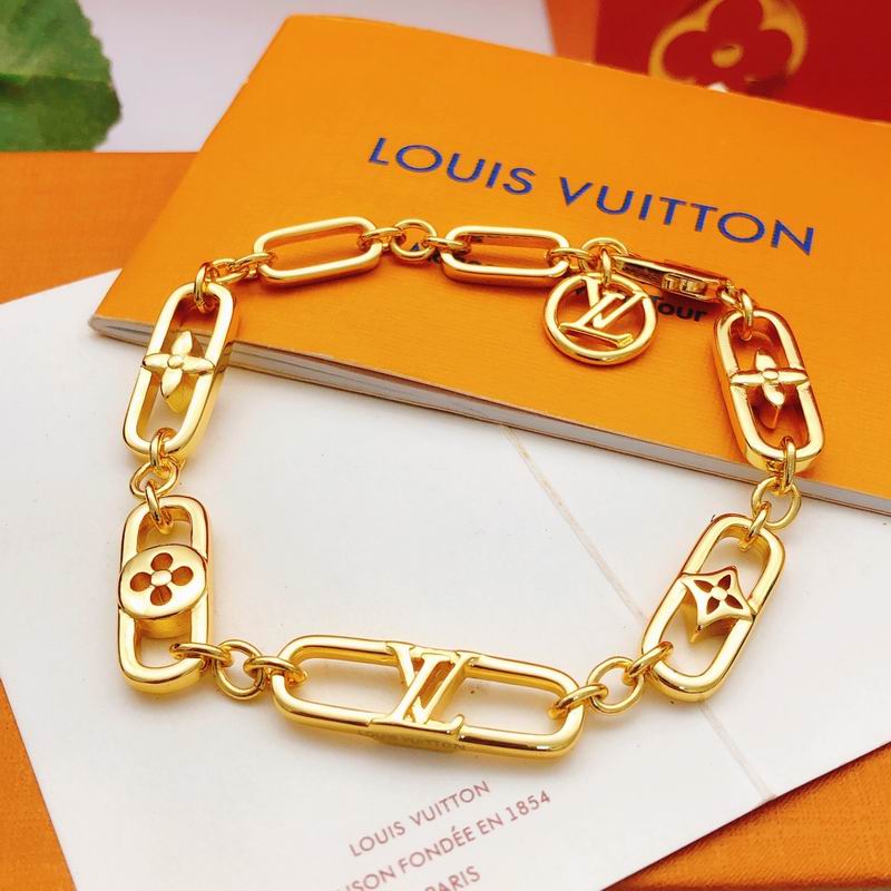 LV Bracelet 03yxs229 (4)