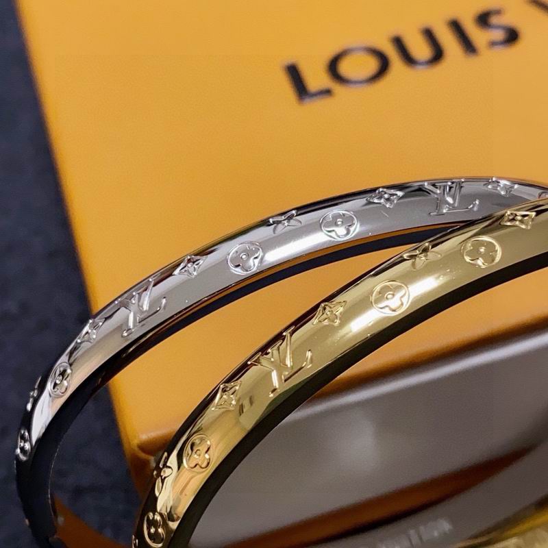 LV Bracelet 03yxs231 (4)