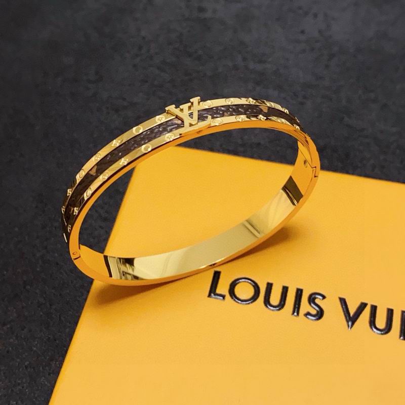 LV Bracelet 03yxs232 (3)