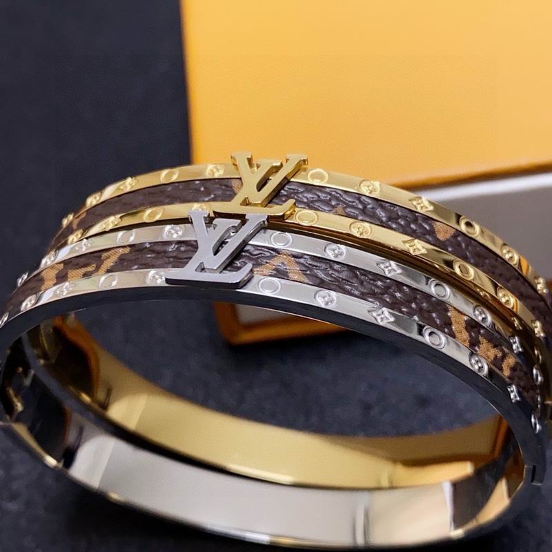 LV Bracelet 03yxs232 (4)