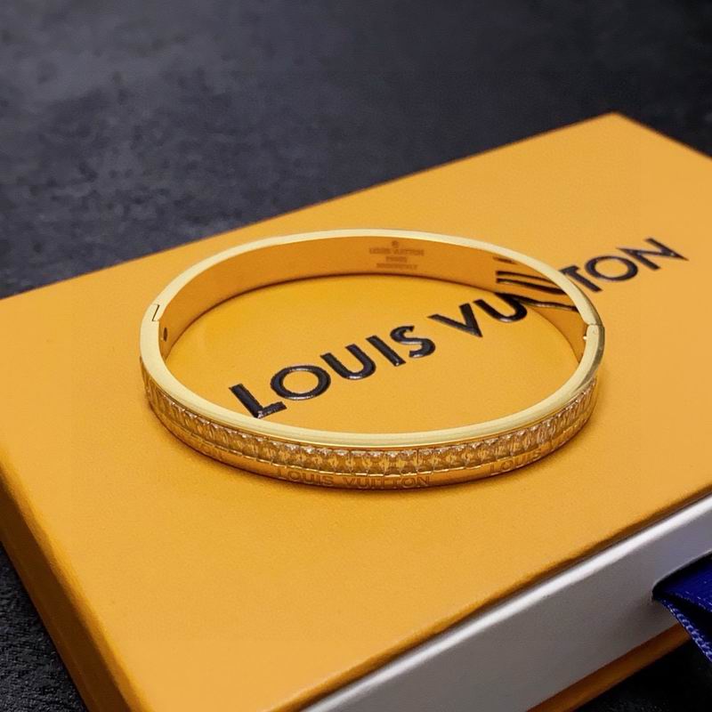 LV Bracelet 03yxs233 (6)