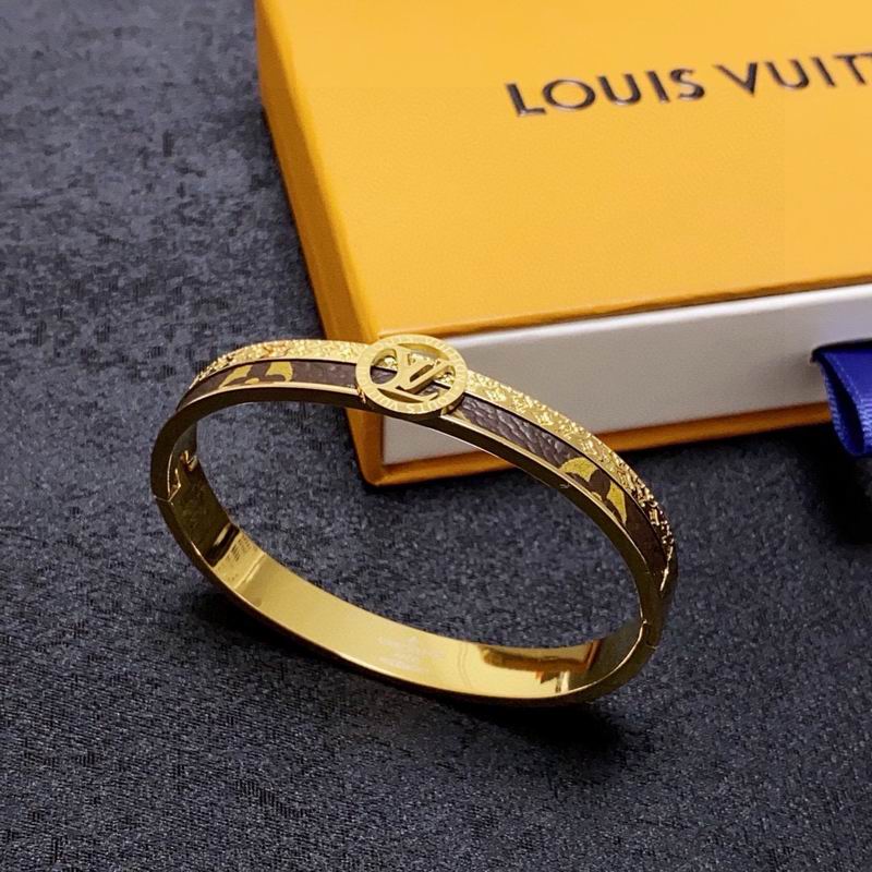 LV Bracelet 03yxs234 (8)