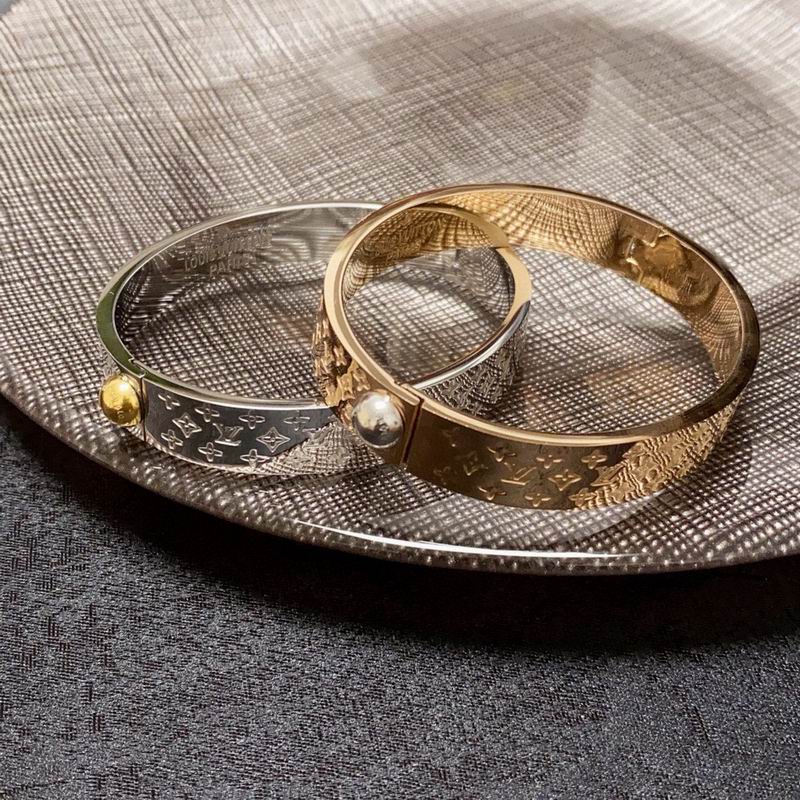LV Bracelet 03yxs236 (7)