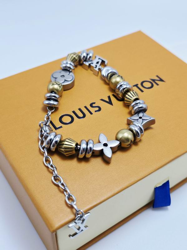 LV Bracelet 03yxs237 (5)