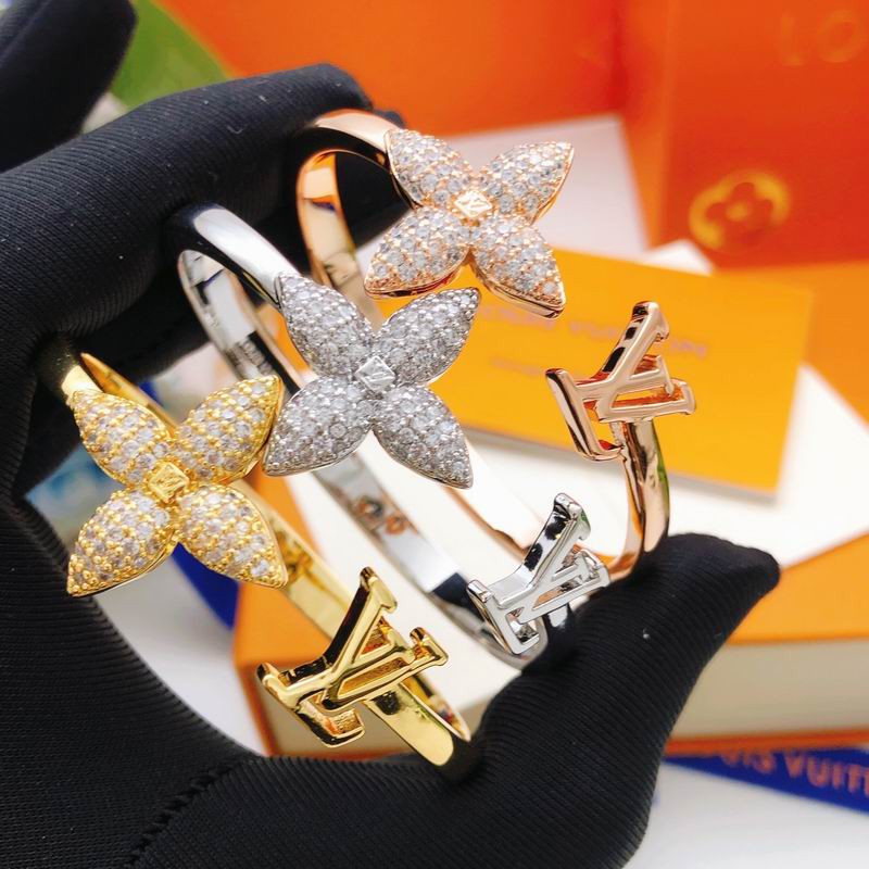 LV Bracelet 03yxs238 (7)