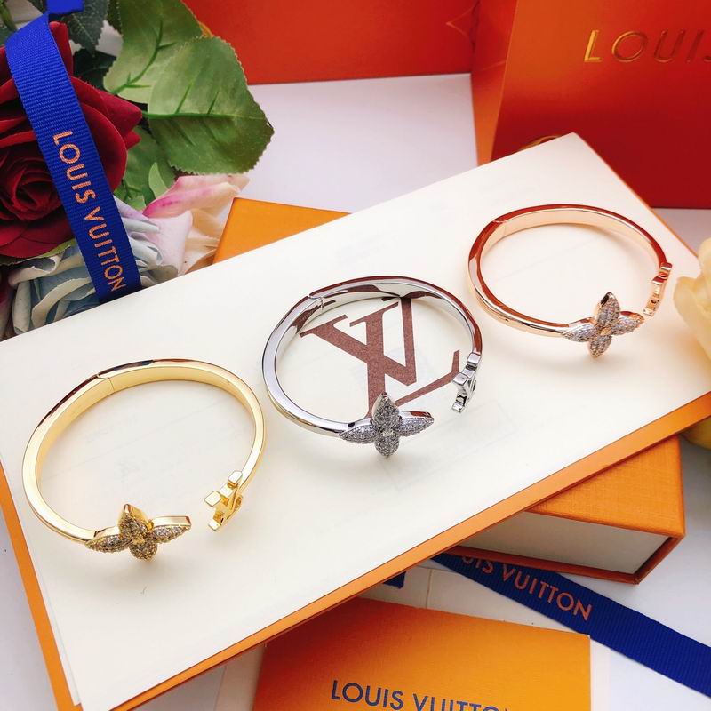LV Bracelet 03yxs238 (8)