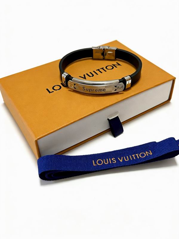 LV Bracelet 03yxs245 (4)