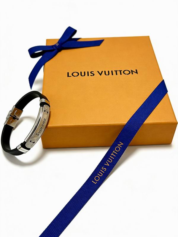 LV Bracelet 03yxs245 (7)