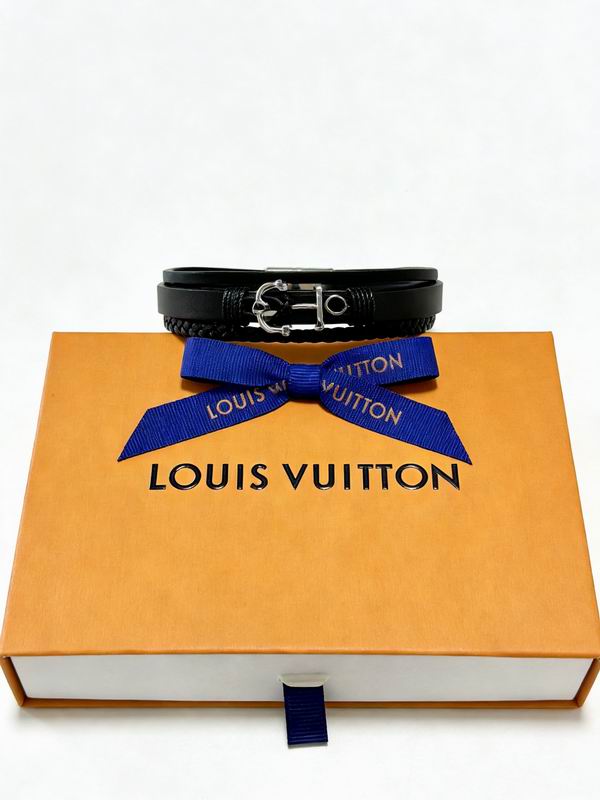 LV Bracelet 03yxs250 (4)