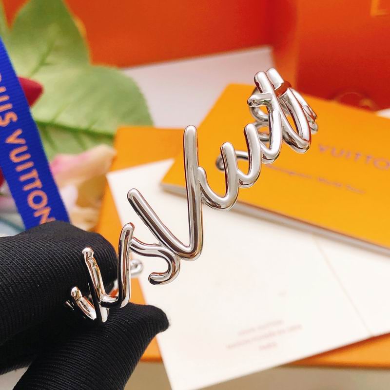 LV Bracelet 03yxs258 (7)