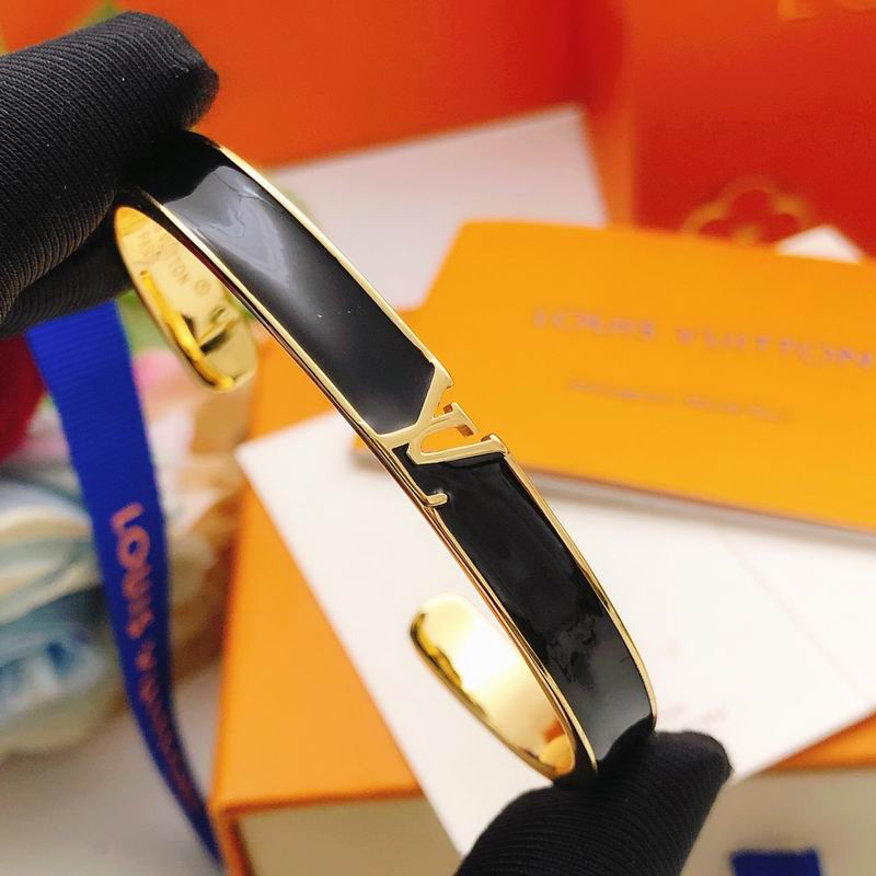 LV Bracelet 03yxs260 (4)