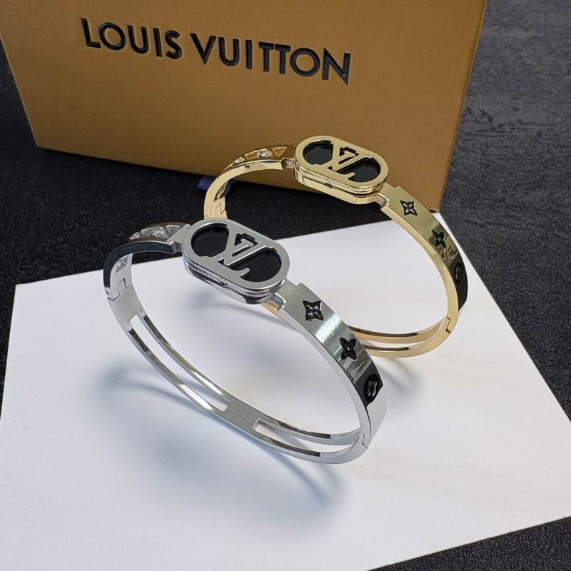 LV Bracelet 03yxs266 (7)