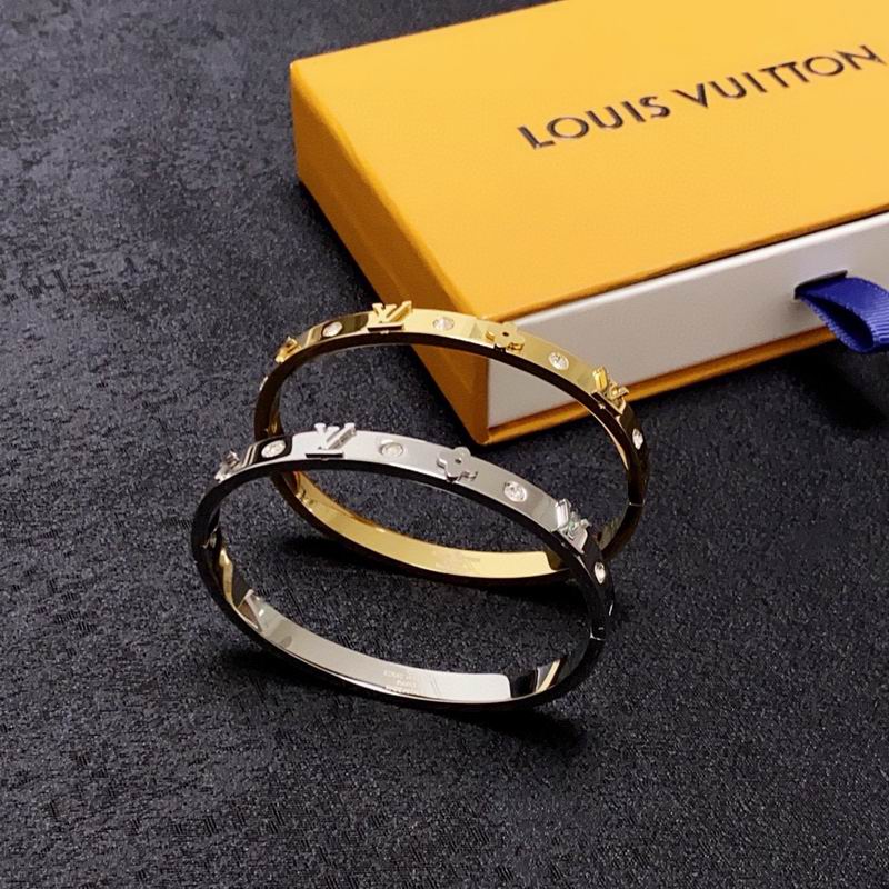 LV Bracelet 03yxs267 (9)