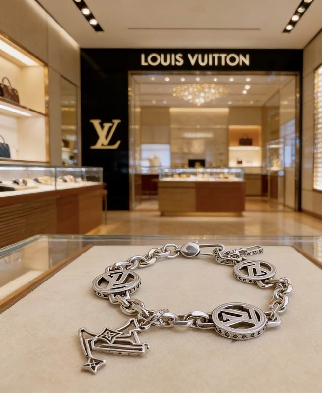 LV Bracelet 03yxs278 (4)