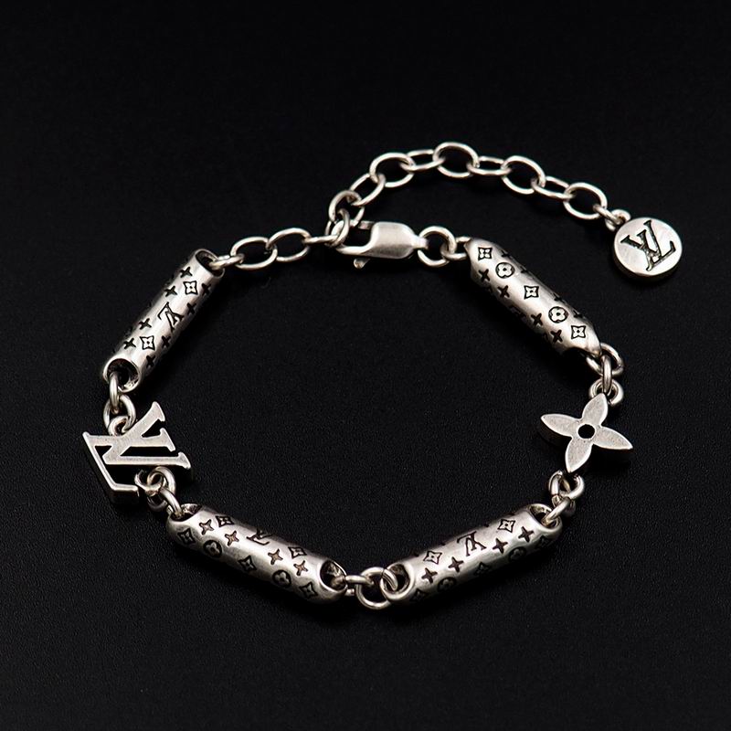 LV Bracelet 03yxs280 (2)