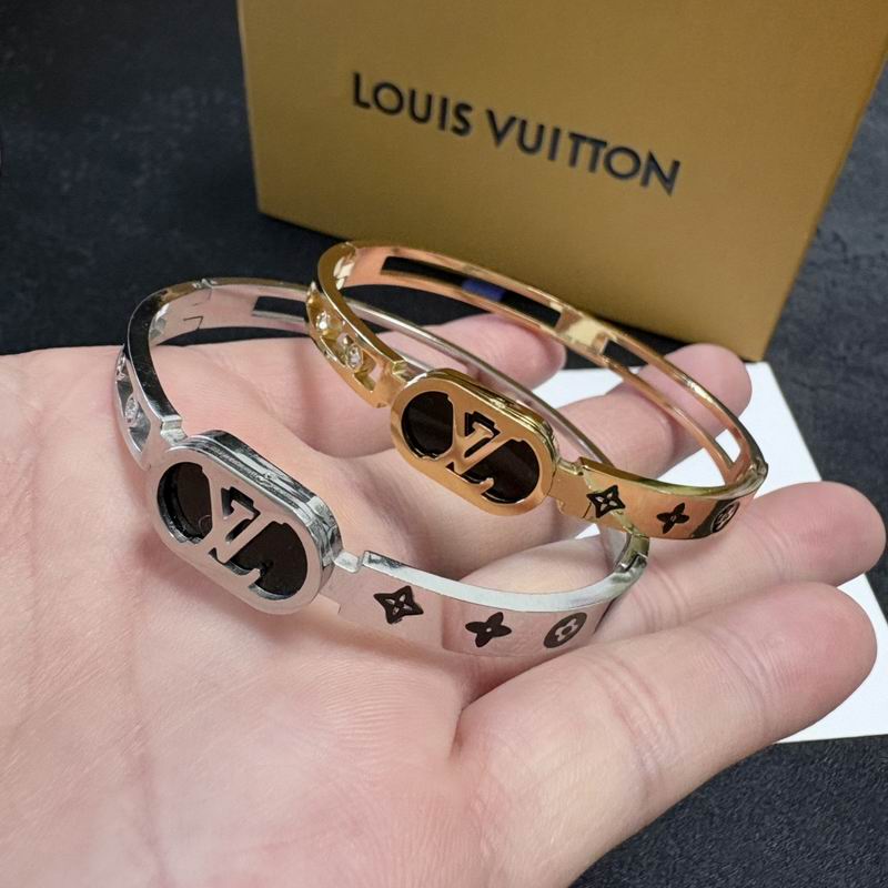 LV Bracelet 03yxs284 (6)