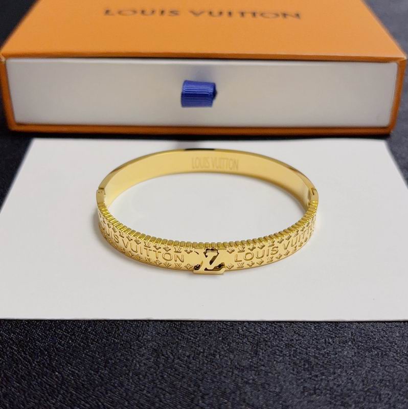 LV Bracelet 03yxs285 (3)