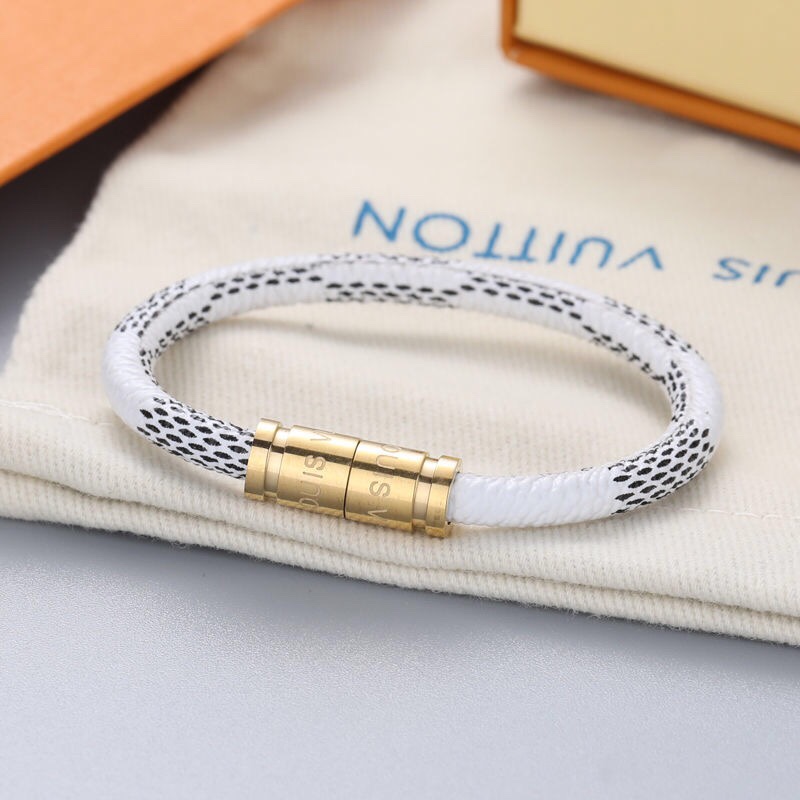 LV Bracelet 03yxs286 (4)
