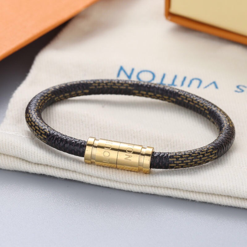 LV Bracelet 03yxs286 (5)